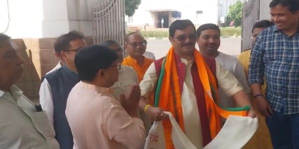 ਰਾਜ ਸਭਾ ਚੋਣਾਂ 2026 : ਤ੍ਰਿਣਮੂਲ ਕਾਂਗਰਸ ਦੇ ਆਗੂਆਂ ਨੇ ਦਾਖਲ ਕੀਤੀ ਨਾਮਜ਼ਦਗੀ, ਭਾਜਪਾ ਦੇ ਰਾਹੁਲ ਸਿਨਹਾ ਨੇ ਵੀ ਭਰਿਆ ਪਰਚਾ