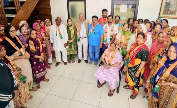 ਬਠਿੰਡਾ ਭਾਜਪਾ ਦੀ ਮੀਟਿੰਗ ’ਚ ਸਰੂਪ ਚੰਦ ਸਿੰਗਲਾ ਅਤੇ ਹੋਰ।