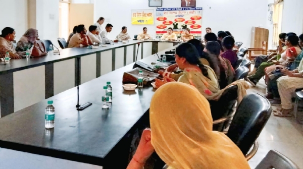 ਬੇਟੀ ਬਚਾਓ ਬੇਟੀ ਪੜ੍ਹਾਓ ਸਕੀਮ ਅਧੀਨ ਆਯੋਜਿਤ ਬਲਾਕ ਪੱਧਰ ’ਤੇ ਜਾਗਰੂਕਤਾ ਕੈਂਪ ਦਾ ਦ੍ਰਿਸ਼