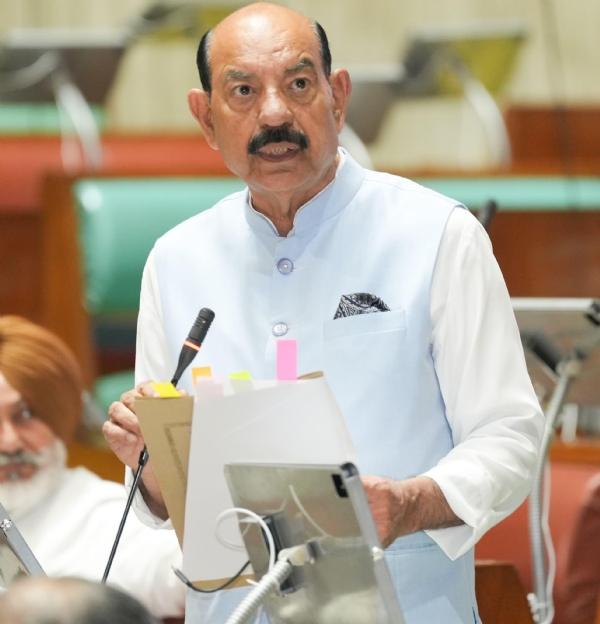 ਬਾਗ਼ਬਾਨੀ ਮੰਤਰੀ ਮੋਹਿੰਦਰ ਭਗਤ