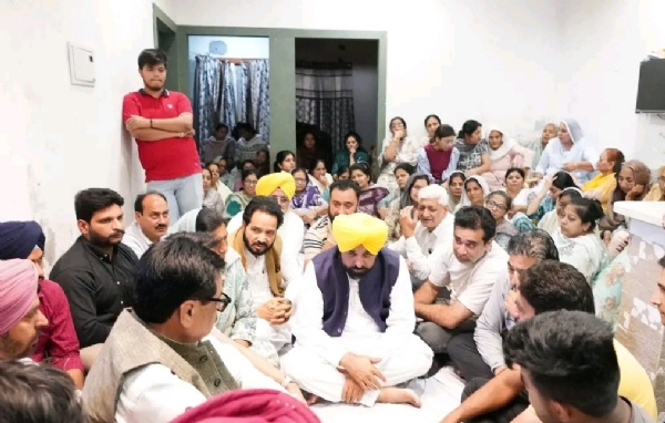 ਮੁੱਖ ਮੰਤਰੀ ਭਗਵੰਤ ਮਾਨ ਨੇ ਜਗਰਾਉਂ ਪਹੁੰਚ ਕੇ ਮਥੁਰਾ ਪੀੜਤ ਪਰਿਵਾਰਾਂ ਨਾਲ ਦੁੱਖ ਸਾਂਝਾ ਕੀਤਾ