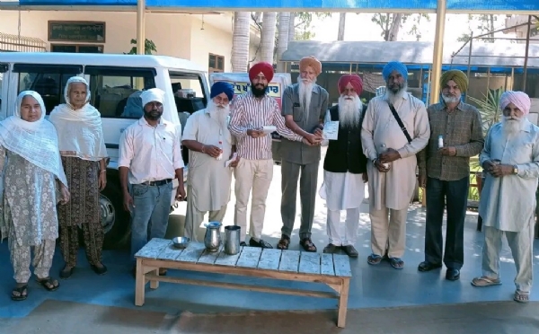 ਡੇਅਰੀ ਵਿਕਾਸ ਵਿਭਾਗ ਨੇ ਮੁਫਤ ਦੁੱਧ ਪਰਖ ਕੈਂਪ ਲਗਾਇਆ ਡੇਅਰੀ ਵਿਕਾਸ ਵਿਭਾਗ ਨੇ ਮੁਫਤ ਦੁੱਧ ਪਰਖ ਕੈਂਪ ਲਗਾਇਆ