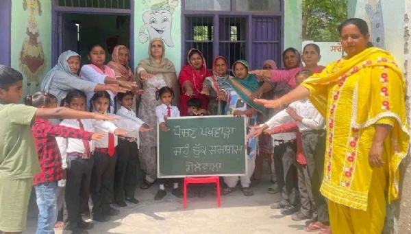 ਪੋਸ਼ਣ ਪਖਵਾੜਾ ਤਹਿਤ ਸਹੁੰ ਚੂੁੱਕਣ ਦਾ ਦ੍ਰਿਸ਼।