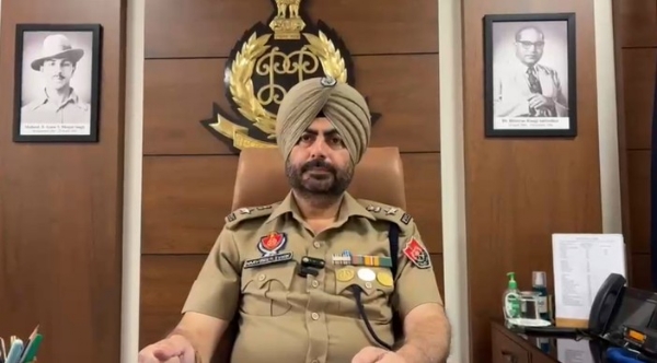 ਐੱਸਐੱਸਪੀ ਹਰਵਿੰਦਰ ਸਿੰਘ ਵਿਰਕ ਜਾਣਕਾਰੀ ਦਿੰਦੇ ਹੋਏ। ਐੱਸਐੱਸਪੀ ਹਰਵਿੰਦਰ ਸਿੰਘ ਵਿਰਕ ਜਾਣਕਾਰੀ ਦਿੰਦੇ ਹੋਏ।