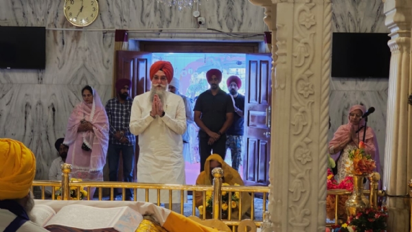 ਗੁਰਦੁਆਰਾ ਸਾਹਿਬ ਵਿਖੇ ਨਤਮਸਤਕ ਹੁੰਦੇ ਹੋਏ ਪੰਜਾਬ ਵਿਧਾਨ ਸਭਾ ਸਪੀਕਰ ਕੁਲਤਾਰ ਸਿੰਘ ਸੰਧਵਾਂ। ਗੁਰਦੁਆਰਾ ਸਾਹਿਬ ਵਿਖੇ ਨਤਮਸਤਕ ਹੁੰਦੇ ਹੋਏ ਪੰਜਾਬ ਵਿਧਾਨ ਸਭਾ ਸਪੀਕਰ ਕੁਲਤਾਰ ਸਿੰਘ ਸੰਧਵਾਂ।