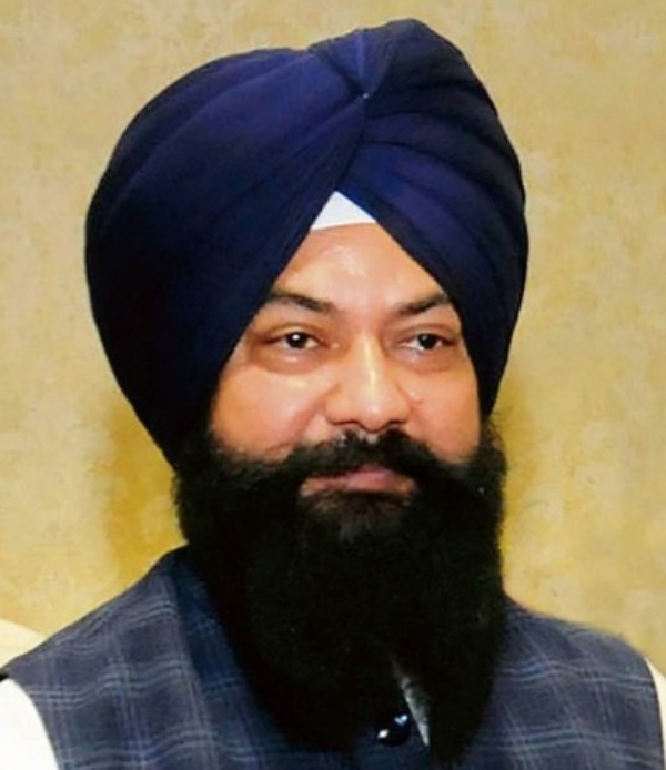 ਚੇਅਰਮੈਨ ਜਸਵੀਰ ਸਿੰਘ ਗੜ੍ਹੀ।