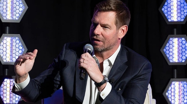 ਡੈਮੋਕ੍ਰੇਟਿਕ ਪ੍ਰਤੀਨਿਧੀ ਏਰਿਕ ਸਵੈਲਵੈਲ। ਫੋਟੋ: ਇੰਟਰਨੈੱਟ ਮੀਡੀਆ