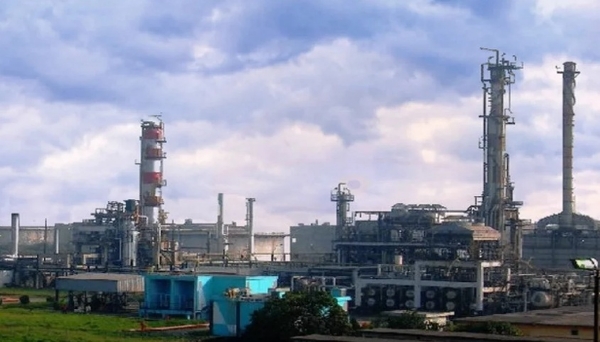 ਬੰਗਲਾਦੇਸ਼ ਦੀ ਇਕਲੌਤੀ ਸਰਕਾਰੀ ਤੇਲ ਰਿਫਾਇਨਰੀ, ਈਸਟਰਨ ਰਿਫਾਇਨਰੀ ਲਿਮਟਿਡ, ਚਟਗਾਓਂ, ਹੁਣ ਚਟਗਾਓਂ ਵਿੱਚ ਹੈ। ਫੋਟੋ: ਢਾਕਾ ਟ੍ਰਿਬਿਊਨ
