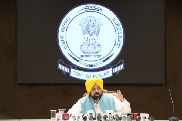 ਪ੍ਰੈੱਸ ਕਾਨਫਰੰਸ ਦੌਰਾਨ ਮੁੱਖ ਮੰਤਰੀ ਭਗਵੰਤ ਸਿੰਘ ਮਾਨ।