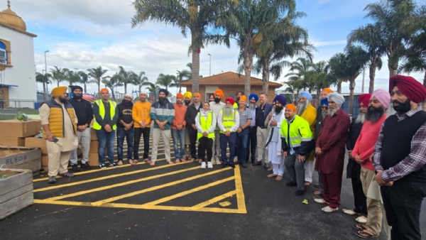 ਸੁਪਰੀਮ ਸਿੱਖ ਸੁਸਾਇਟੀ ਆਫ਼ ਨਿਊਜ਼ੀਲੈਂਡ ਨਾਲ ਤਸਵੀਰ ਸਾਂਝੀ ਕਰਵਾਉਂਦੇ ਹੋਏ ਜਥੇਦਾਰ ਕੁਲਦੀਪ ਸਿੰਘ ਗੜਗੱਜ।