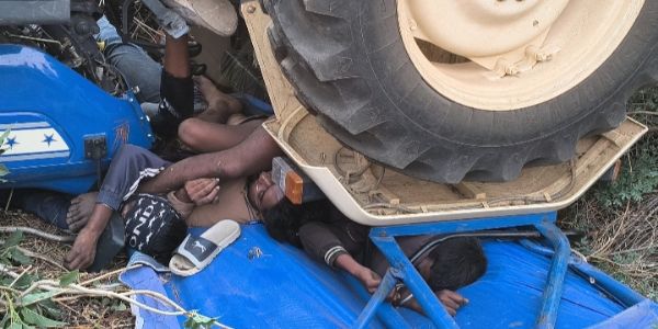 ਮੱਧ ਪ੍ਰਦੇਸ਼ : ਅਨੂਪਪੁਰ ’ਚ ਟੋਏ ਵਿੱਚ ਟਰੈਕਟਰ ਪਲਟਣ ਕਾਰਨ ਚਾਰ ਦੋਸਤਾਂ ਦੀ ਮੌਤ