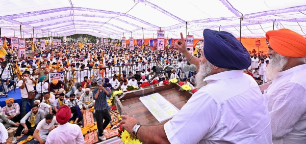 ਰੈਲੀ ਦੌਰਾਨ ਸੰਬੋਧਨ ਕਰਦੇ ਹੋਏ ਸੁਖਬੀਰ ਸਿੰਘ ਬਾਦਲ।