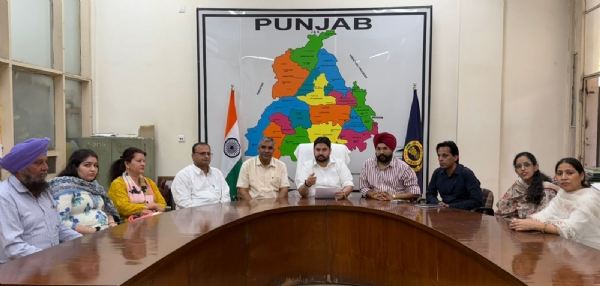 ਪੰਜਾਬ ਖਾਦੀ ਤੇ ਗ੍ਰਾਮ ਉਦਯੋਗ ਬੋਰਡ ਦੀ ਸਮੀਖਿਆ ਮੀਟਿੰਗ