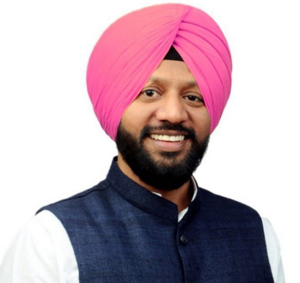 ਬਕਾ ਵਿਧਾਇਕ ਸੁਖਵਿੰਦਰ ਸਿੰਘ ਡੈਨੀ ਬੰਡਾਲਾ