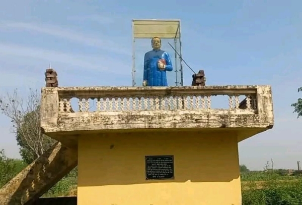 ਪਿੰਡ ਨੂਰਪੁਰ ਜੱਟਾਂ ਵਿਖੇ ਬਾਬਾ ਸਾਹਿਬ ਅੰਬੇਡਕਰ ਦੀ ਪ੍ਰਤਿਮਾ