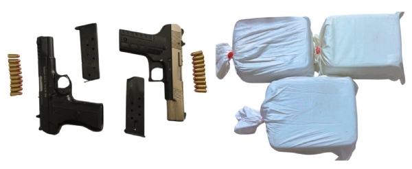 ਮੁਲਜ਼ਮਾਂ ਕੋਲੋਂ ਬਰਾਮਦ ਹੈਰੋਇਨ ਅਤੇ ਹਥਿਆਰ