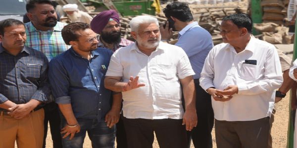 ਨਾਭਾ ਦਾਣਾ ਮੰਡੀ ਦਾ ਮੰਤਰੀ ਲਾਲ ਚੰਦ ਕਟਾਰੂਚੱਕ ਵੱਲੋਂ ਦੌਰਾ, ਕਣਕ ਖਰੀਦ ਪ੍ਰਕਿਰਿਆ ਦਾ ਲਿਆ ਜਾਇਜ਼ਾ