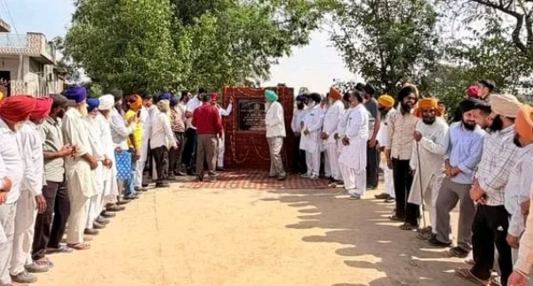 ਵਿਕਾਸ ਕਾਰਜਾਂ ਦੀ ਸ਼ੁਰੂਆਤ ਕਰਵਾਉਂਦੇ ਵਿਧਾਇਕ ਅਮਨਸ਼ੇਰ ਸਿੰਘ ਸ਼ੈਰੀ ਕਲਸੀ