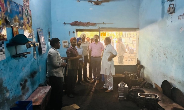 ਪੈਪਸੂ ਰੋਡ ਟਰਾਂਸਪੋਰਟ ਕਾਰਪੋਰੇਸ਼ਨ ਦੇ ਚੇਅਰਮੈਨ ਐਡਵੋਕੇਟ ਹਰਪਾਲ ਜੁਨੇਜਾ ਨੇ ਅੱਜ ਬਰਨਾਲਾ ਡਿਪੂ ਦੀ ਵਰਕਸ਼ਾਪ ਦੀ ਅਚਨਚੇਤ ਨਿਰੀਖਣ ਕੀਤਾ