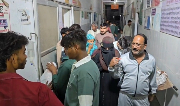 ਜ਼ਖਮੀਆਂ ਨੂੰ ਹਸਪਤਾਲ ਲਿਜਾਇਆ ਗਿਆ, ਅਤੇ ਵੱਡੀ ਗਿਣਤੀ ਵਿੱਚ ਰਿਸ਼ਤੇਦਾਰ ਵੀ ਪਹੁੰਚੇ।