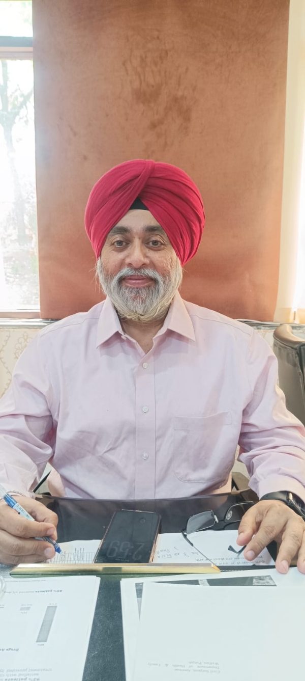 ਸਿਵਲ ਸਰਜਨ ਅੰਮ੍ਰਿਤਸਰ ਡਾ. ਸਤਿੰਦਰਜੀਤ ਸਿੰਘ ਬਜਾਜ