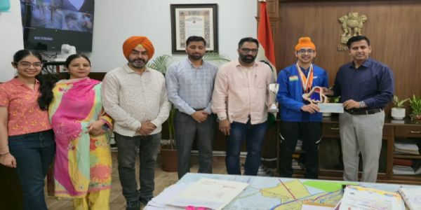 ਮਾਪਿਆਂ ਦੀ ਮਿਹਨਤ ਨਾਲ ਖਿਡਾਰੀ ਬਣਦੈ ਕਾਮਯਾਬ : ਹਿਮਾਂਸ਼ੂ ਅਗਰਵਾਲ