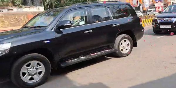 ਪ੍ਰਧਾਨ ਮੰਤਰੀ ਮੋਦੀ ਦੇ ਬੇਰਕਾ ਤੋਂ ਸ਼੍ਰੀ ਕਾਸ਼ੀ ਵਿਸ਼ਵਨਾਥ ਮੰਦਿਰ ਤੱਕ ਮੈਗਾ ਰੋਡ ਸ਼ੋਅ ’ਚ ਇਕੱਠੀ ਹੋਈ ਭੀੜ