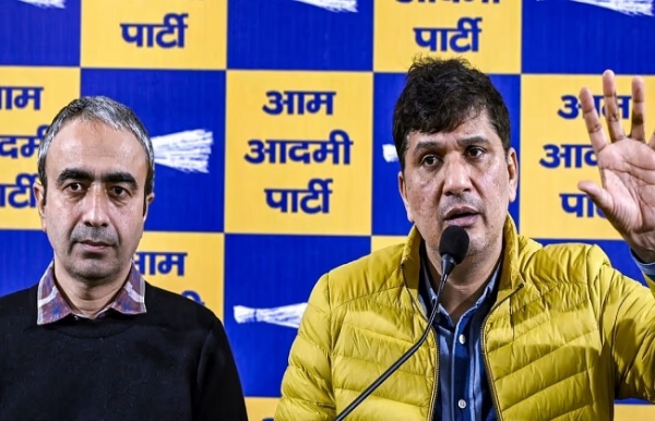‘ਆਪ’ ਦੇ ਦਿੱਲੀ ਪ੍ਰਦੇਸ਼ ਪ੍ਰਧਾਨ ਸੌਰਭ ਭਾਰਦਵਾਜ ਅਤੇ ਮੀਡੀਆ ਇੰਚਾਰਜ ਅਨੁਰਾਗ ਢਾਂਡਾ ਦੀ ਫਾਈਲ ਫੋਟੋ।