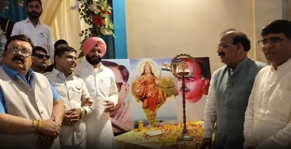 ਭਾਜਪਾ ਦੇ ਸਥਾਪਨਾ ਦਿਵਸ ‘ਤੇ ਅੰਮ੍ਰਿਤਸਰ ਪਹੁੰਚੇ ਰਵਨੀਤ ਸਿੰਘ ਬਿੱਟੂ