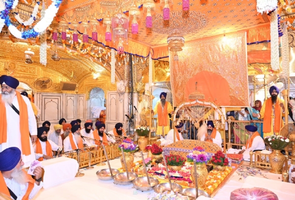 ਸੱਚਖੰਡ ਸ੍ਰੀ ਹਰਿਮੰਦਰ ਸਾਹਿਬ, ਸ੍ਰੀ ਅਕਾਲ ਤਖ਼ਤ ਸਾਹਿਬ ਤੇ ਗੁਰਦੁਆਰਾ ਬਾਬਾ ਅਟੱਲ ਰਾਏ ਸਾਹਿਬ ਵਿਖੇ ਸਜਾਏ ਅਲੌਕਿਕ ਜਲੌ ਸੱਚਖੰਡ ਸ੍ਰੀ ਹਰਿਮੰਦਰ ਸਾਹਿਬ, ਸ੍ਰੀ ਅਕਾਲ ਤਖ਼ਤ ਸਾਹਿਬ ਤੇ ਗੁਰਦੁਆਰਾ ਬਾਬਾ ਅਟੱਲ ਰਾਏ ਸਾਹਿਬ ਵਿਖੇ ਸਜਾਏ ਅਲੌਕਿਕ ਜਲੌ