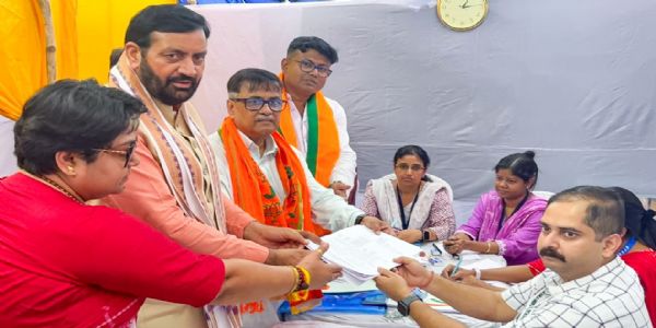 ਬੰਗਾਲ ਵਿੱਚ ਭਾਜਪਾ ਦੀ ਲਹਿਰ, ਲੋਕ ਮੋਦੀ ਦੀ ਅਗਵਾਈ ਵਿੱਚ ਸਰਕਾਰ ਚਾਹੁੰਦੇ: ਨਾਇਬ ਸਿੰਘ ਸੈਣੀ