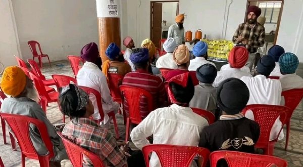 ਪਿੰਡ ਢੋਟੀਆਂ ਵਿਖੇ ਕਿਸਾਨ ਜਾਗਰੂਕਤਾ ਕੈਂਪ ਲਗਾਇਆ