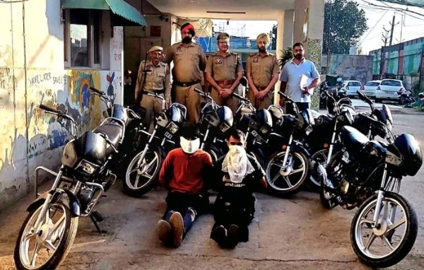 ਪੁਲਿਸ ਵੱਲੋਂ ਕਾਬੂ ਮੁਲਜ਼ਮ ਅਤੇ ਬਰਾਮਦ ਵਾਹਨ