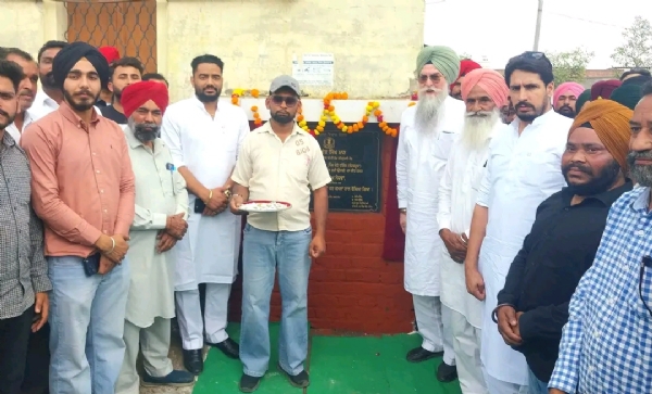 ਪਿੰਡ ਕੋਠੇ ਵੜਿੰਗ ਵਿਖੇ ਅਰਬਨ ਪ੍ਰਾਇਮਰੀ ਹੈਲਥ ਸੈਂਟਰ ਦਾ ਨੀਂਹ ਪੱਥਰ ਰੱਖਦੇ ਸਪੀਕਰ ਕੁਲਤਾਰ ਸਿੰਘ ਸੰਧਵਾਂ