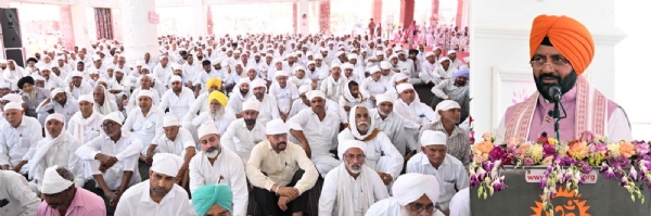 ਸੀਐਮ ਨਾਇਬ ਸਿੰਘ ਸੈਣੀ ਪੋਜੇਵਾਲ ਸਮਾਗਮ ‘ਚ ਸੰਬੋਧਨ ਕਰਦੇ ਹੋਏ।