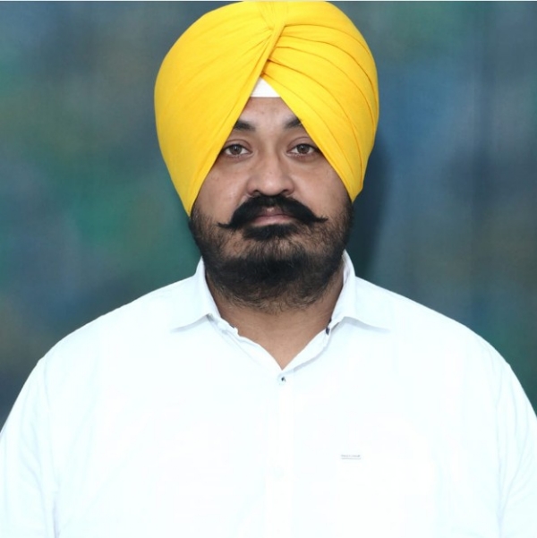 ਚੇਅਰਮੈਨ ਜਤਿੰਦਰ ਖੰਗੂੜਾ
