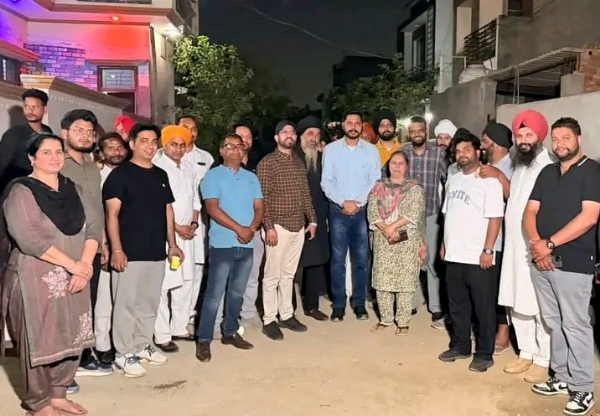 ਮੱਲੀ ਮਾਰਕਿਟ ਬਟਾਲਾ ਵਿਖੇ ਗਲੀਆਂ ਦਾ ਉਦਘਾਟਨ ਕਰਨ ਸਮੇਂ ਵਿਧਾਇਕ ਸ਼ੈਰੀ ਕਲਸੀ ਮੱਲੀ ਮਾਰਕਿਟ ਬਟਾਲਾ ਵਿਖੇ ਗਲੀਆਂ ਦਾ ਉਦਘਾਟਨ ਕਰਨ ਸਮੇਂ ਵਿਧਾਇਕ ਸ਼ੈਰੀ ਕਲਸੀ