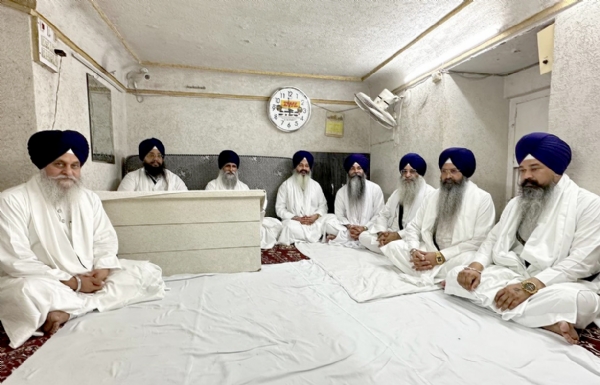 ਸਿੰਘ ਸਾਹਿਬਾਨ ਨੇ ਜਾਗਤ ਜੋਤ ਸ੍ਰੀ ਗੁਰੂ ਗ੍ਰੰਥ ਸਾਹਿਬ ਸਤਿਕਾਰ (ਸੋਧ) ਐਕਟ 2026 ਸਬੰਧੀ ਕੀਤਾ ਮੰਥਨ
