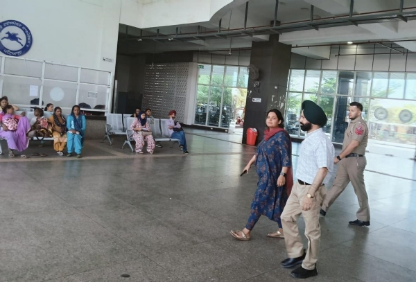 ਪੀ.ਆਰ.ਟੀ.ਸੀ ਦੇ ਐਮ.ਡੀ ਮਨੀਸ਼ਾ ਰਾਣਾ ਵੱਲੋਂ ਪੀ.ਆਰ.ਟੀ.ਸੀ. ਨਵੇਂ ਬੱਸ ਸਟੈਂਡ ਤੇ ਵਰਕਸ਼ਾਪ ਦਾ ਦੌਰਾ