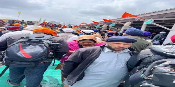 ਸਿੱਖਾਂ ਦੇ ਪਵਿੱਤਰ ਸਥਾਨ ਸ਼੍ਰੀ ਹੇਮਕੁੰਟ ਸਾਹਿਬ ਦੇ ਦਰਵਾਜ਼ੇ ਖੁੱਲ੍ਹੇ, ਪਹਿਲੇ ਦਿਨ ਛੇ ਹਜ਼ਾਰ ਤੋਂ ਵੱਧ ਸ਼ਰਧਾਲੂਆਂ ਨੇ ਕੀਤੇ ਦਰਸ਼ਨ