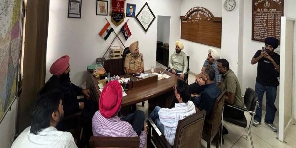 ਵਪਾਰੀਆਂ ਦੀਆਂ ਸਮੱਸਿਆਵਾਂ ਸੁਣਨ ਲਈ ਡੀਐਸਪੀ ਹਰਸਿਮਰਨ ਸਿੰਘ ਬੱਲ ਨੇ ਕੀਤੀ ਮੀਟਿੰਗ