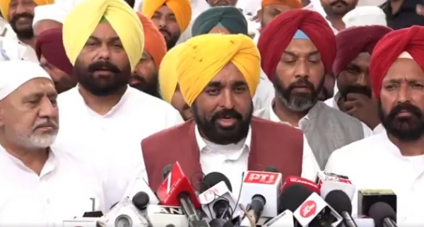 ਪ੍ਰੈਸ ਕਾਨਫਰੰਸ ਦੌਰਾਨ ਮੁੱਖ ਮੰਤਰੀ ਭਗਵੰਤ ਸਿੰਘ ਮਾਨ।