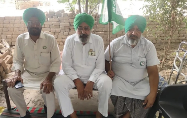 ਭਾਰਤੀ ਕਿਸਾਨ ਯੂਨੀਅਨ ਲੱਖੋਵਾਲ ਦੀ ਮੀਟਿੰਗ ਉਪਰੰਤ ਕਿਸਾਨ ਆਗੂ।