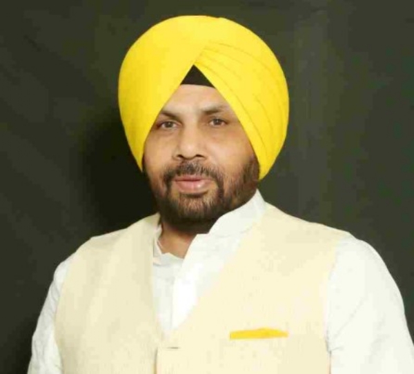 ਕੈਬਨਿਟ ਮੰਤਰੀ ਹਰਭਜਨ ਸਿੰਘ ਈ.ਟੀ.ਓ.