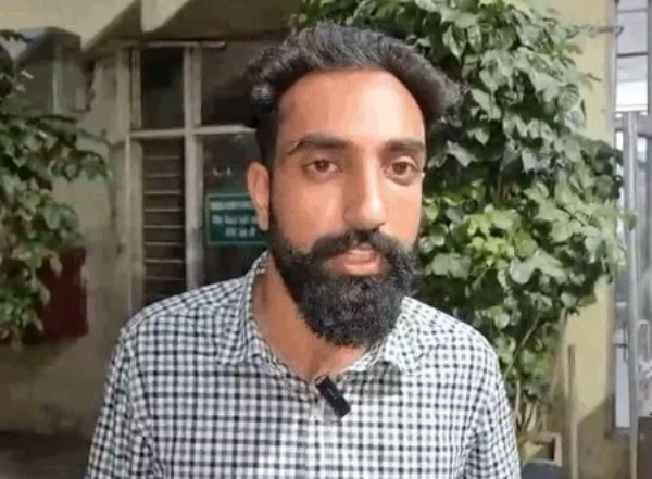 ਡਾ. ਅਵਤਾਰ ਸਿੰਘ ਜਾਣਕਾਰੀ ਦਿੰਦੇ ਹੋਏ।