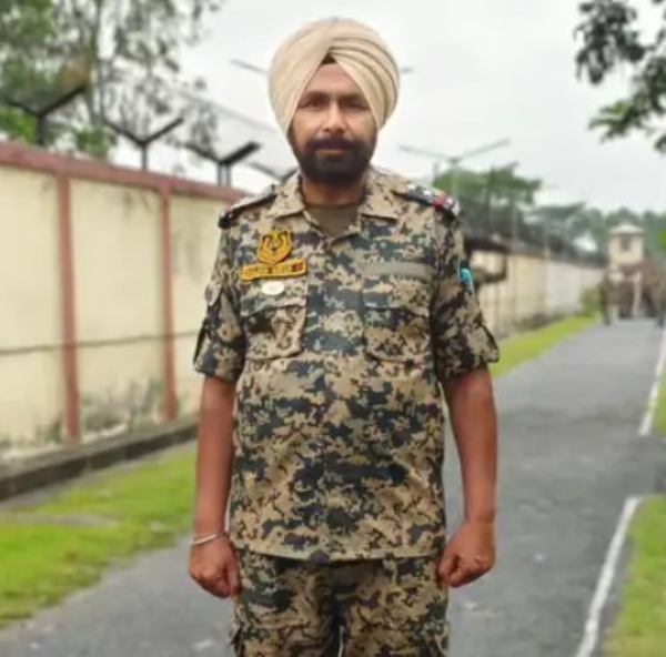 ਸ਼ਹੀਦ ਬੀਐਸਐਫ ਦੇ ਸਬ-ਇੰਸਪੈਕਟਰ ਬਲਬੀਰ ਸਿੰਘ ਦੀ ਫਾਈਲ ਫੋਟੋ। ਸ਼ਹੀਦ ਬੀਐਸਐਫ ਦੇ ਸਬ-ਇੰਸਪੈਕਟਰ ਬਲਬੀਰ ਸਿੰਘ ਦੀ ਫਾਈਲ ਫੋਟੋ।