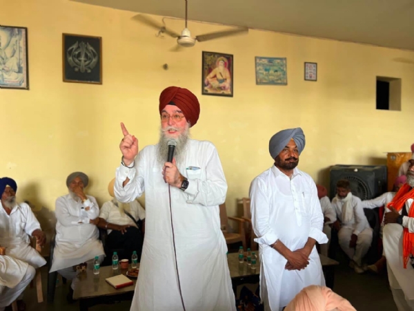 ਪਿੰਡ ਵਾਸੀਆਂ ਨੂੰ ਸੰਬੋਧਨ ਕਰਦੇ ਹੋਏ ਪੰਜਾਬ ਵਿਧਾਨ ਸਭਾ ਸਪੀਕਰ ਕੁਲਤਾਰ ਸਿੰਘ ਸੰਧਵਾਂ ।