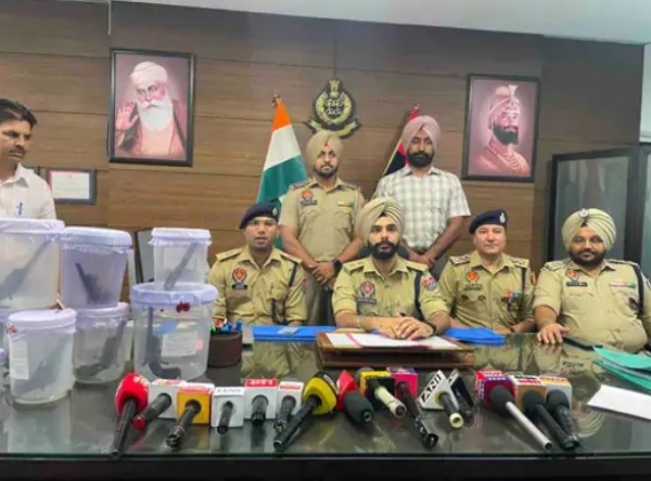 ਐੱਸਐੱਸਪੀ ਰੂਪਨਗਰ ਮਨਿੰਦਰ ਸਿੰਘ ਜਾਣਕਾਰੀ ਦਿੰਦੇ ਹੋਏ।