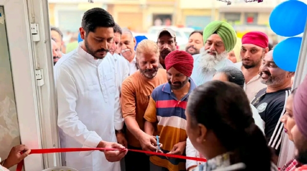 ਮੁਹੱਲਾ ਕਲੀਨਿਕ ਦਾ ਉਦਘਾਟਨ ਕਰਦੇ ਹੋਏ ਪੰਜਾਬ ਦੇ ਕਾਰਜਕਾਰੀ ਪ੍ਰਧਾਨ ਅਤੇ ਬਟਾਲਾ ਤੋਂ ਵਿਧਾਇਕ ਸ਼ੈਰੀ ਕਲਸੀ।