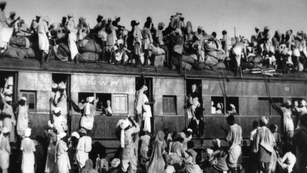 ਇਤਿਹਾਸ ਦੇ ਪੰਨਿਆਂ ’ਚ 14 ਅਗਸਤ : ਵੰਡ ਦੀ ਤ੍ਰਾਸਦੀ ਅਤੇ ਆਜ਼ਾਦੀ ਦੀ ਦਹਿਲੀਜ਼ ਨਾਲ ਜੁੜਿਆ ਭਾਵੁਕ ਦਿਨ ਇਤਿਹਾਸ ਦੇ ਪੰਨਿਆਂ ’ਚ 14 ਅਗਸਤ : ਵੰਡ ਦੀ ਤ੍ਰਾਸਦੀ ਅਤੇ ਆਜ਼ਾਦੀ ਦੀ ਦਹਿਲੀਜ਼ ਨਾਲ ਜੁੜਿਆ ਭਾਵੁਕ ਦਿਨ